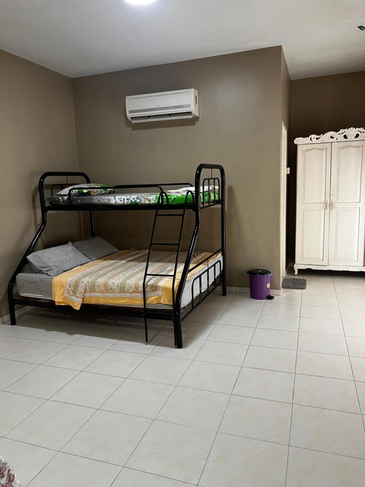 Homestay Melaka Executive Kültér fotó